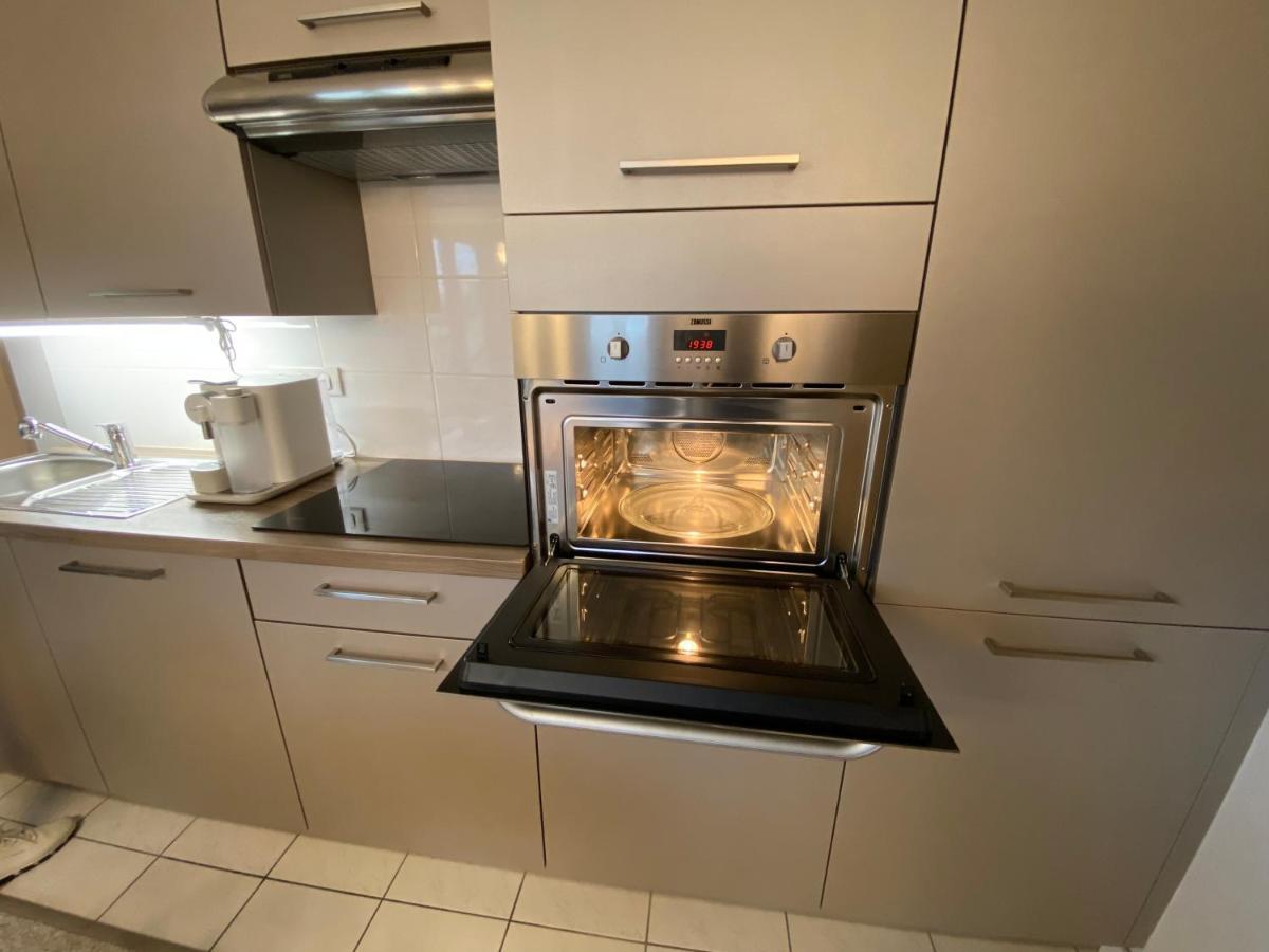 Vakantieappartement Oostende Met Priveparking Exteriör bild
